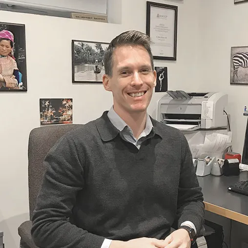 Dr Andrew Hewett
