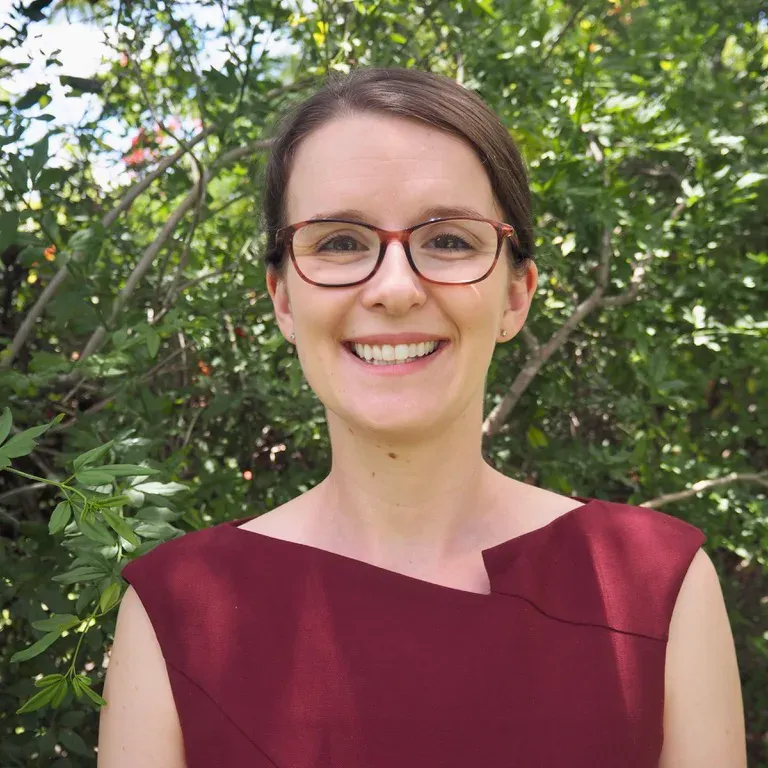 Dr Ann Mullins