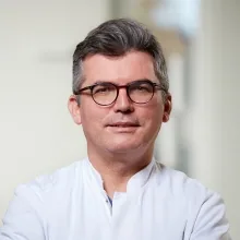 Dr. med. Astrit Fejza