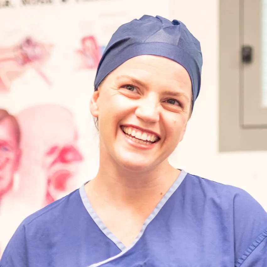Dr Carolyn Vasey