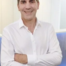 Dr. med. Clark Jones