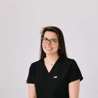 Dr. Cristine Iacob
