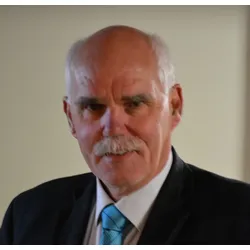 Dr David Cutting