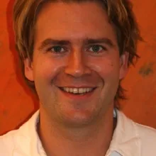 Dr. med. dent. Dennis Lipp