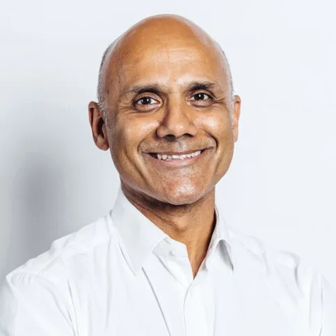 Dr Devinder Chauhan