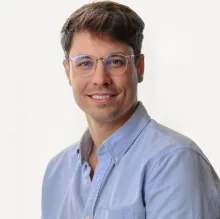 Dr. stom./Univ. Novi Sad Sebastijan Mormer