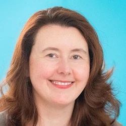 Dr Elspeth Hutton