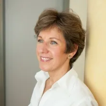 Dr. med. dent. Eva Kupke-Komoroczy
