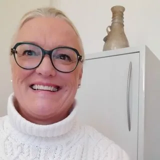 Fiona Hunter