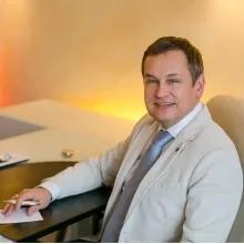 Dr. med. Guido Quick