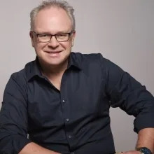Dr. med. dent. Guido Szostak
