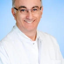 Dr. med. Harris Georgousis