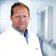 Dr. med. Jörg Löwe