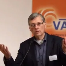 Prof. Dr. med. Johannes W. Dietrich