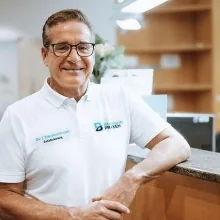 Dr med. (Uni Nis) Julian Zimmermann