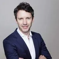 Mr Justin Hunt