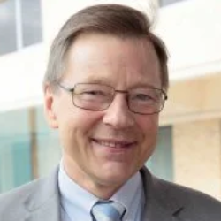 Dr Krzysztof Urbaniak