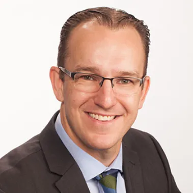 Dr Lachlan Host