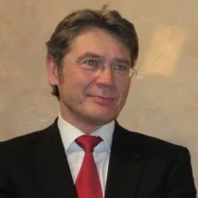 Dr. med. dent. M.Sc. Lorenz Bösch