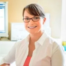 Dr. med. dent. Mary Teucher