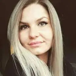 Miss Nicola Wincenciak