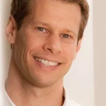 Dr. med. dent. Nils Elger Siems