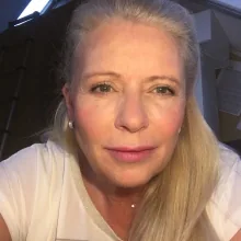 Petra Kneuertz-Roth