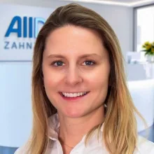 Dr. Samira Becker