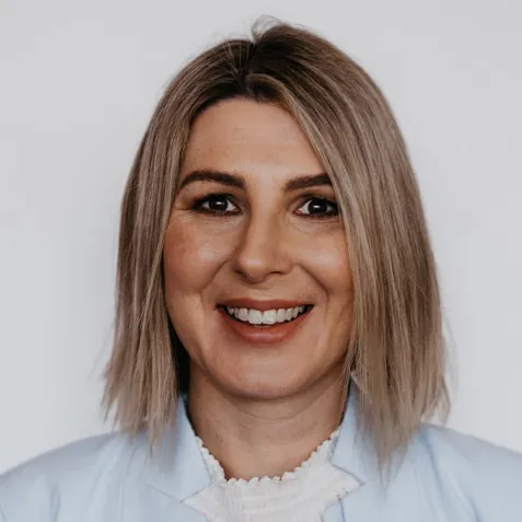 Dr Sarah Glastras