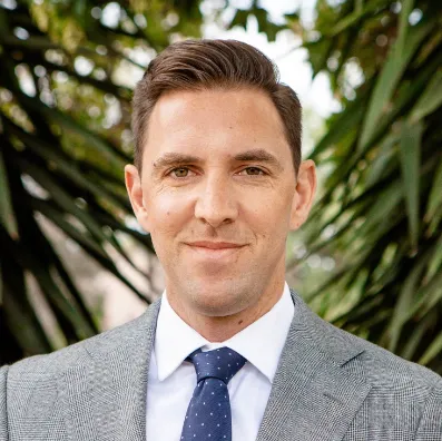 Dr Scott Tulloch