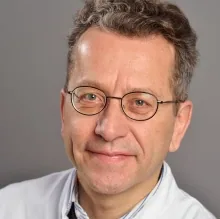 Prof. Dr. med. Tobias Back