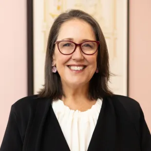 Dr Vicki Nott