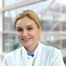 Dr. med. Viola Fox