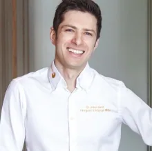 Dr. med. dent. Yevgeni Viktorov